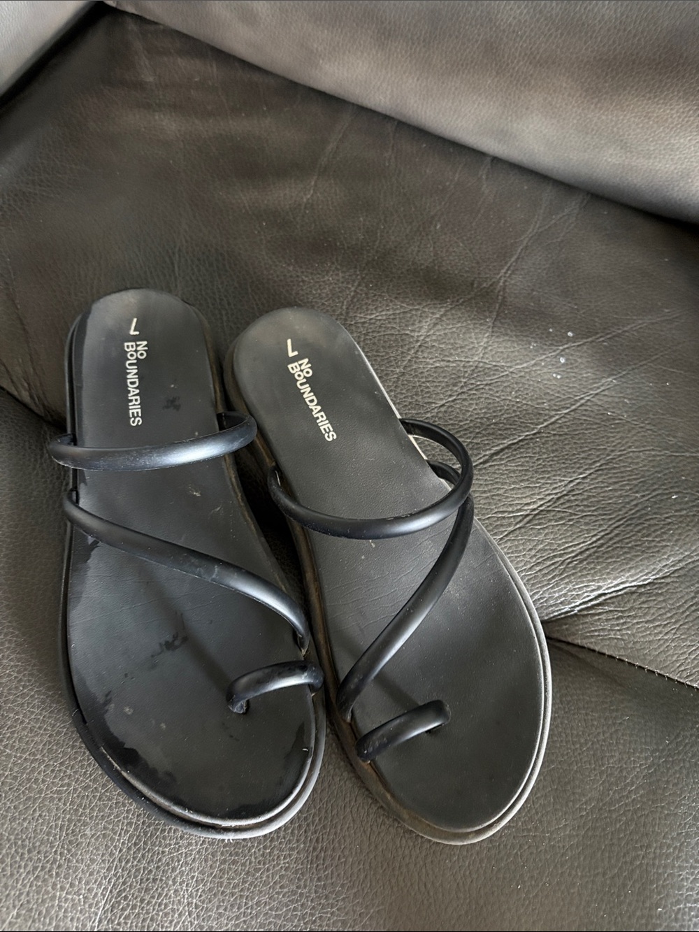 No Boundaries Black Minimalist Strappy Slide Sandals